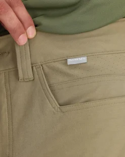 Shorts|Simms Fishing Men's Simms Challenger Shorts Bay Leaf