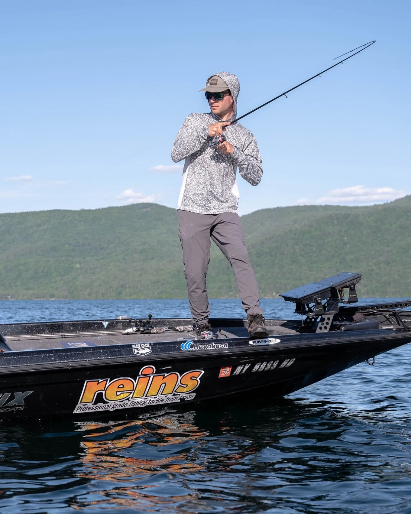 Hoodies|Sun Hoodies & Shirts|Simms Fishing Men's Simms Challenger Solar Hoody