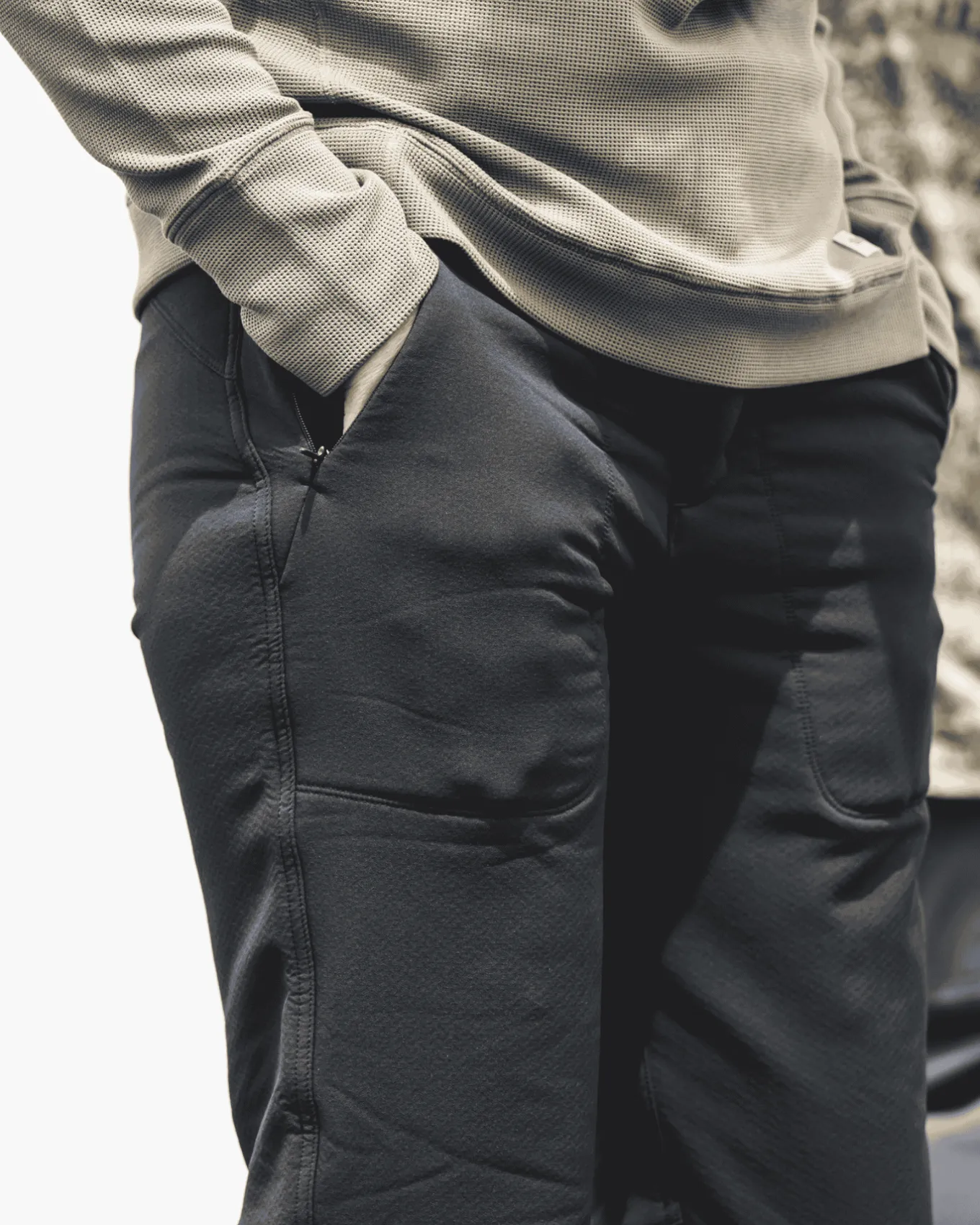 Lifestyle|Base Layers|Simms Fishing Women's Strata 330 Midlayer Bottom Black